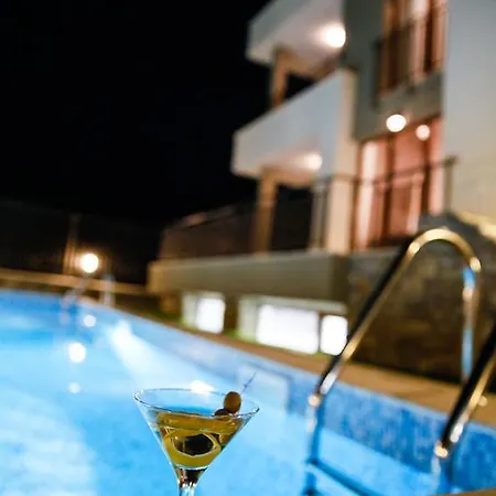 Pensionat Twin House 3*