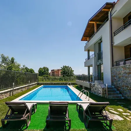 Pensiune Twin House
